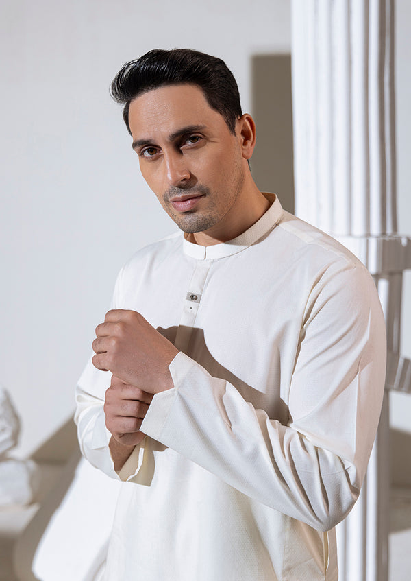 O-White-Cotton Dobby-Kurta - (M25KUS1003)